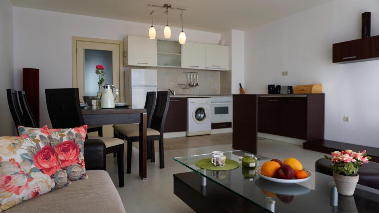 Апартаменти Свети Георги - Saint George Apartments Каварна Екстер'єр фото