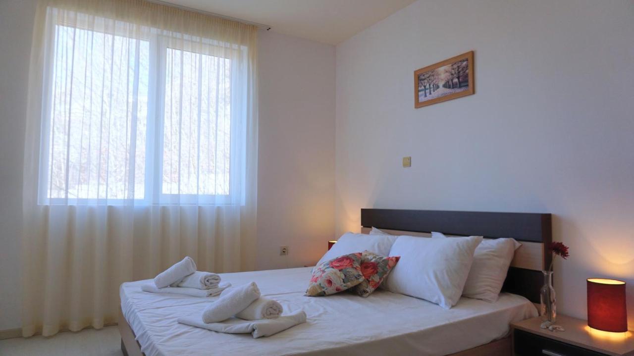 Апартаменти Свети Георги - Saint George Apartments Каварна Екстер'єр фото