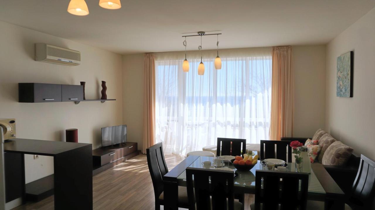 Апартаменти Свети Георги - Saint George Apartments Каварна Екстер'єр фото