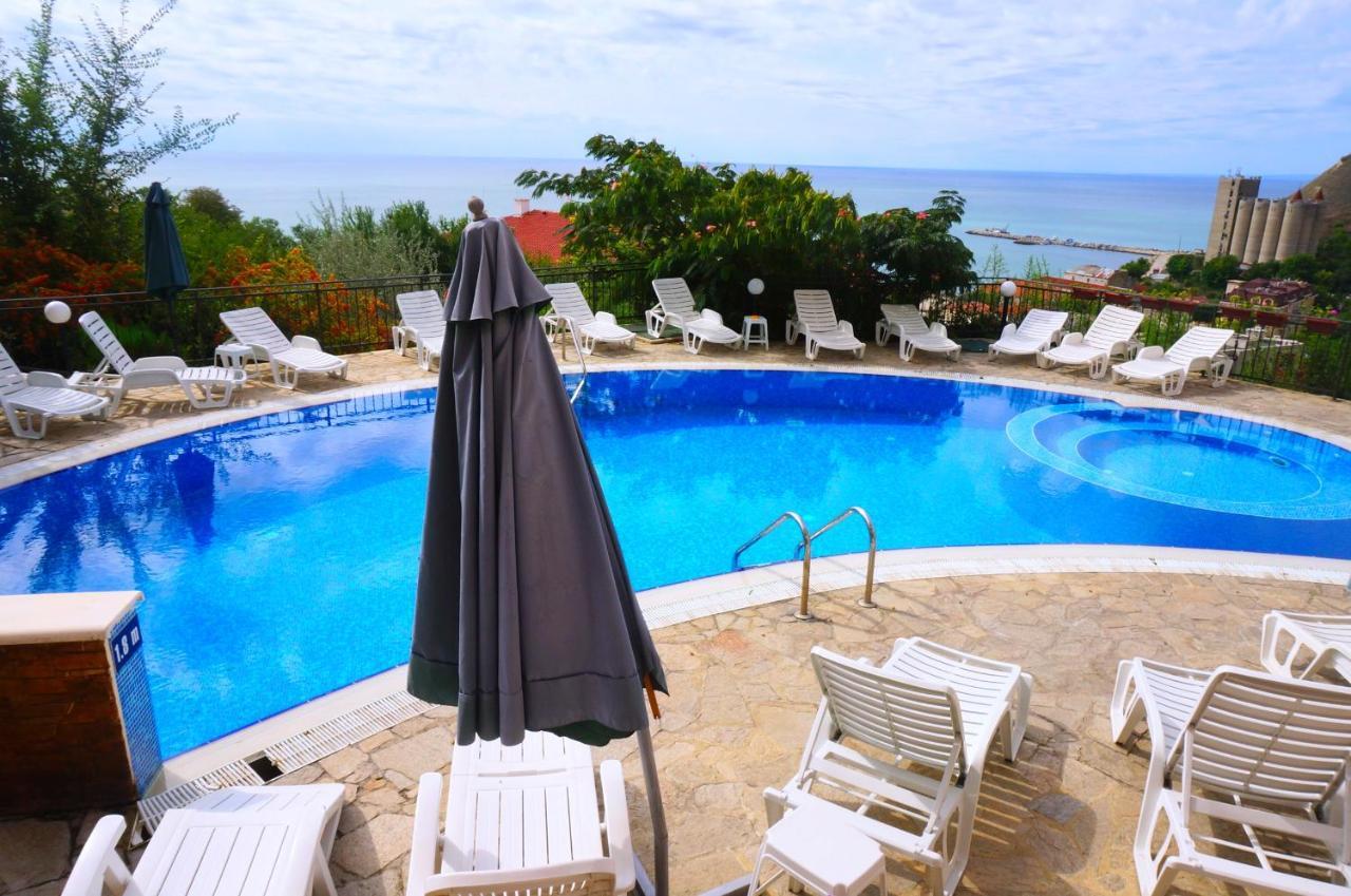 Апартаменти Свети Георги - Saint George Apartments Каварна Екстер'єр фото
