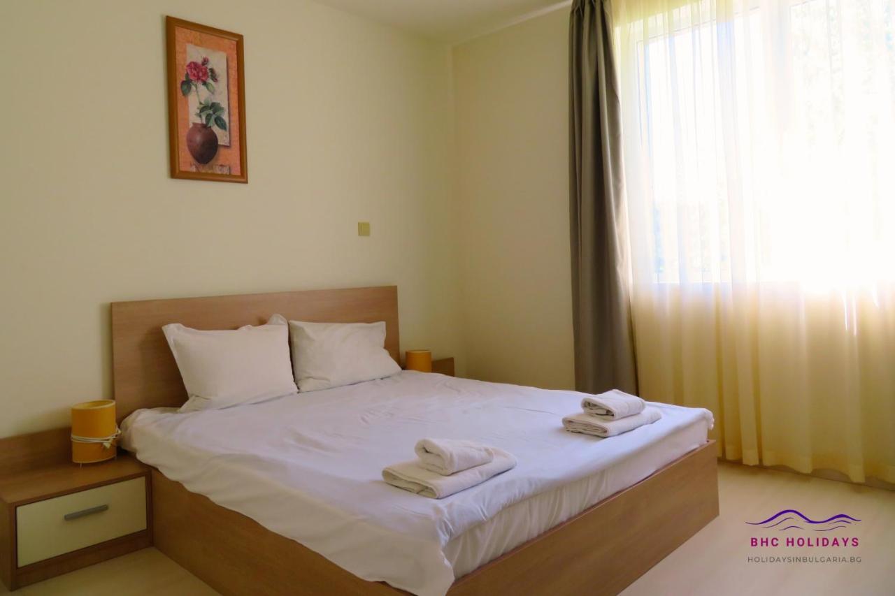 Апартаменти Свети Георги - Saint George Apartments Каварна Екстер'єр фото