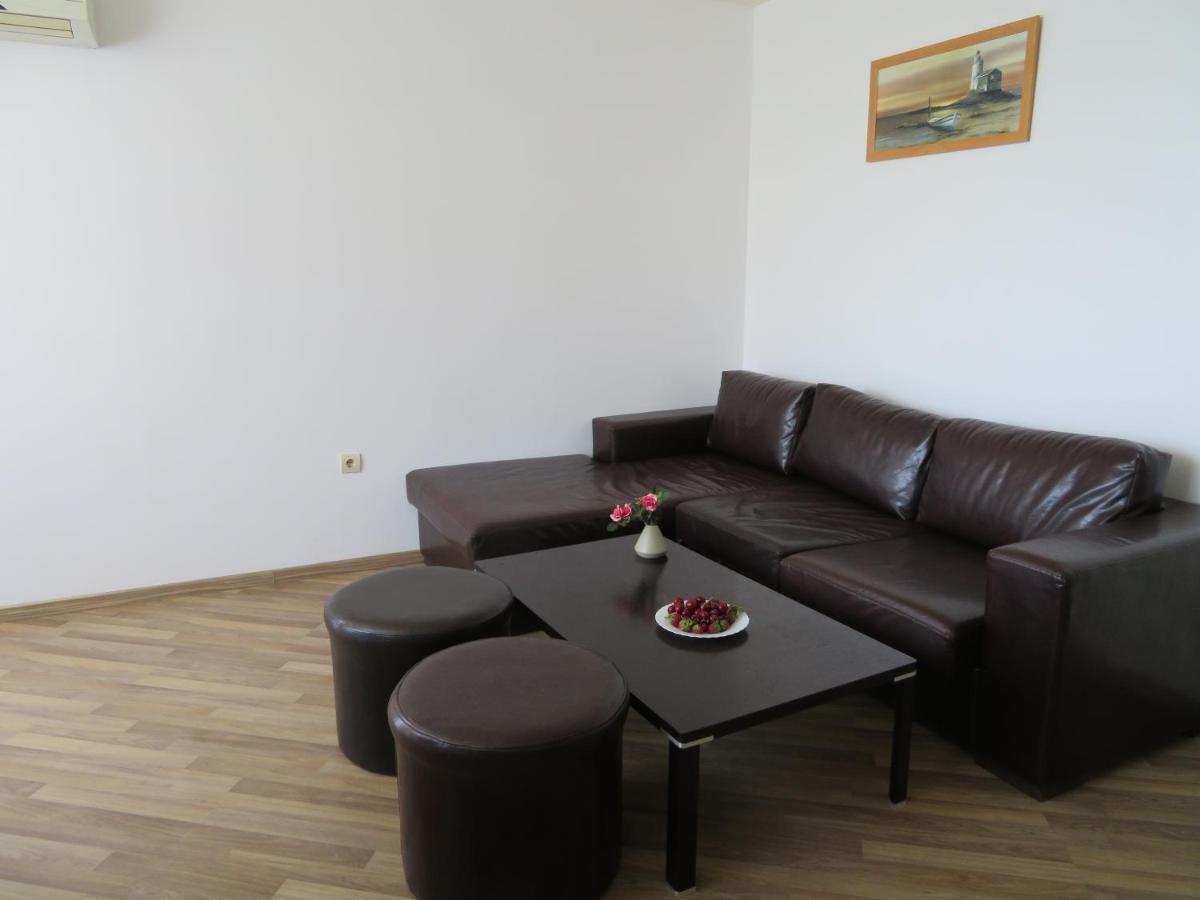 Апартаменти Свети Георги - Saint George Apartments Каварна Екстер'єр фото