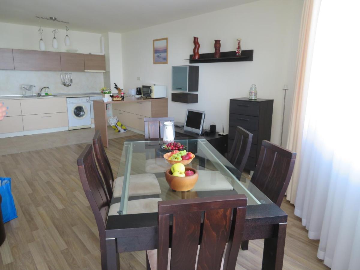 Апартаменти Свети Георги - Saint George Apartments Каварна Екстер'єр фото